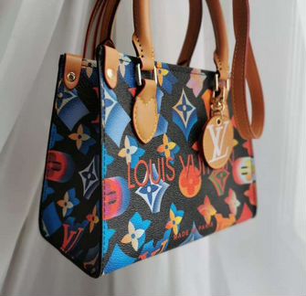 Cумка Louis Vuitton