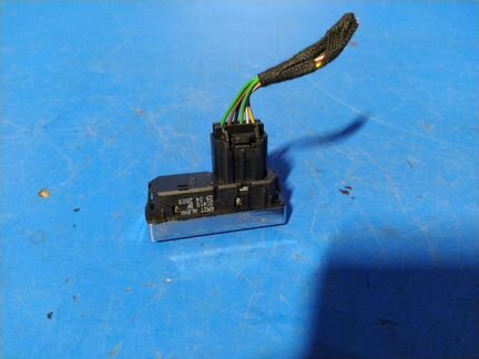 Кнопка отключения системы курсовой устойчивости