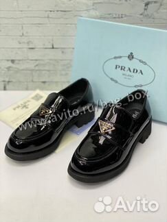 Лоферы лакированные