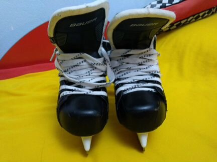 Детские хоккейные коньки