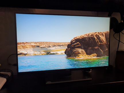 Игровой G-sync монитор dell S2716DG 27
