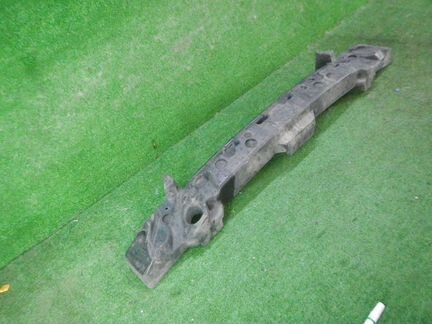 Абсорбер переднего бампера Lexus ES 6 (2015-2018)