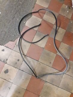 Уплотнитель резинка лобового Nissan Almera G15