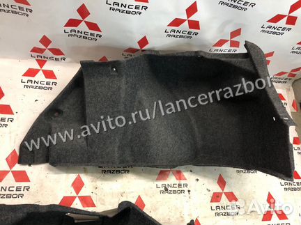 Обшивка багажника правая лансер 10 lancer x