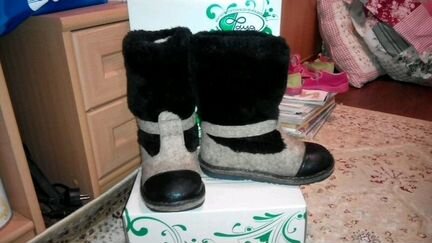 Продам валенки -унты