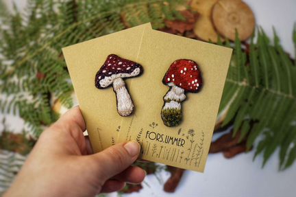 Брошь ручной работы