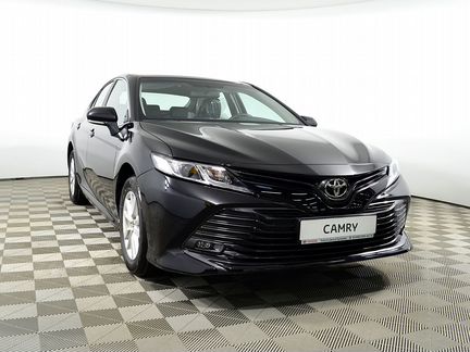 Toyota Camry 2.0 AT, 2020