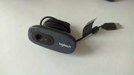 Веб-камера Logitech c270