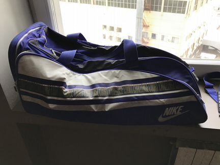 Спортивная сумка теннисная nike