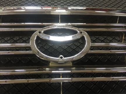Решётка радиатора хром Land Cruiser 100 2003-2005