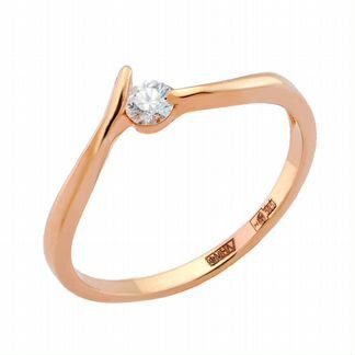Золотое кольцо с бриллиантом