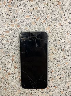 Телефон iPhone