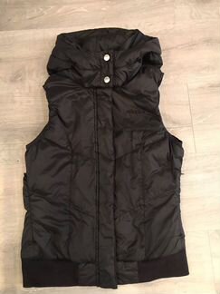 Жилетка утепленная женская