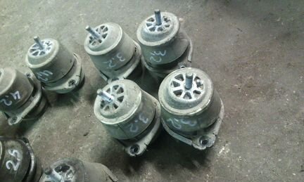 Опора подушка двигателя VW Туарег Каен Audi Q7