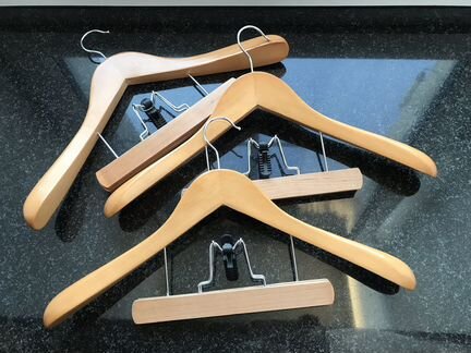 Вешалки 3шт. с зажимом для брюк (дерево)