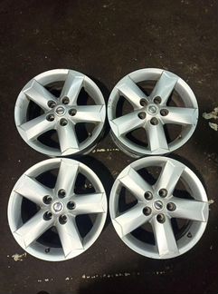 Диски бу оригинал R16 Y на Nissan