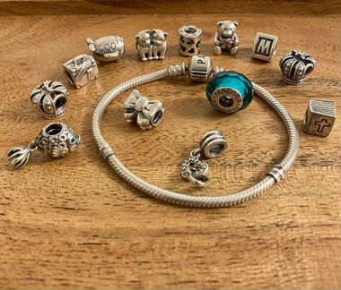 Pandora браслет и шармы пандора