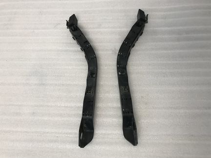 Кронштейны бампера Subaru Forester SG