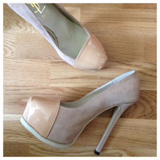 Туфли на платформе, YvesSaintLaurent