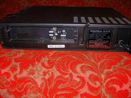 Видеомагнитофон GoldStar GHV-1295 (Корея)