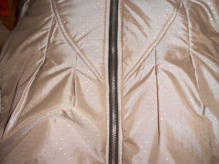 Пальто демисезонное,в романтическом стиле