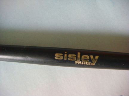 Кисть для подводки глаз фирмы Sisley