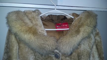 Полупальто из мутона 50 размер