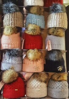 Шапки женские на зиму