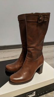 Итальянские женские кожаные сапоги alba