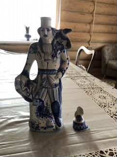 Гжель Охотник и Дама