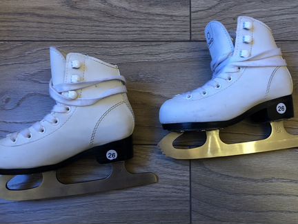 Коньки фигурные - 26 размер