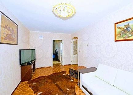 2-к. квартира, 60 м², 3/5 эт.