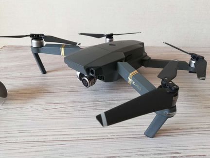 Квадрокоптер DJI Mavic Pro в супер комплектации