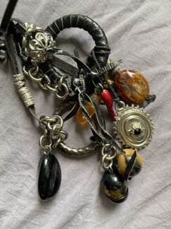 Ожерелье подвеска кожаное с янтарем (кольцо в пода