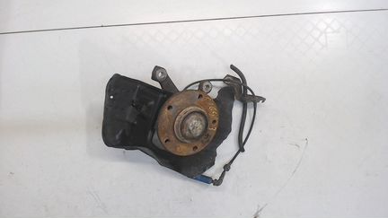 Ступица (кулак, цапфа) левая передняя BMW Z4 E85