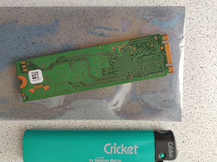 SSD m2 Micron 1100 256Gb