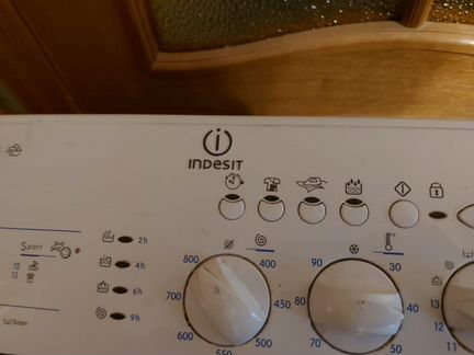 Стиральная машина с вертикальной загрузкой