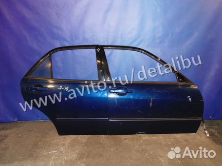 Дверь правая Lexus IS200 Toyota Altezza