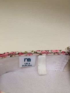 Новые слипоны (тапочки) Mothercare 25р