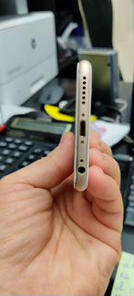 Телефон iPhone 6s 64Gb