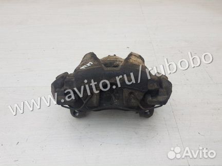 Суппорт передний правый Audi A4 B8 cdnb 2011