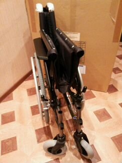 Кресло-коляска Caneo B LY-250-110051