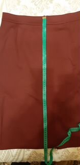 Костюм с юбкой новый