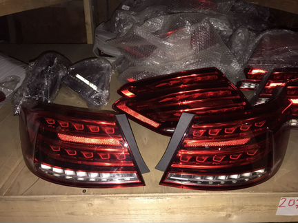 Фонарь правый в крыло Mercedes 207