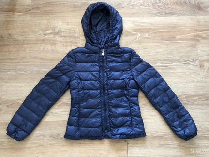 Легкая куртка-пуховик Moncler 8 лет