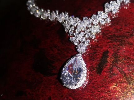 Свадебное колье с серьгами