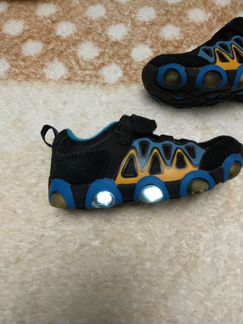 Светящиеся кроссовки Vitacci