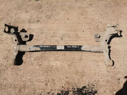 Балка задняя Opel Astra J хэтчбек