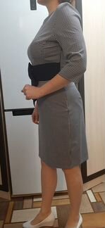 Женское платье р.164-88,темно-синее в белый горох