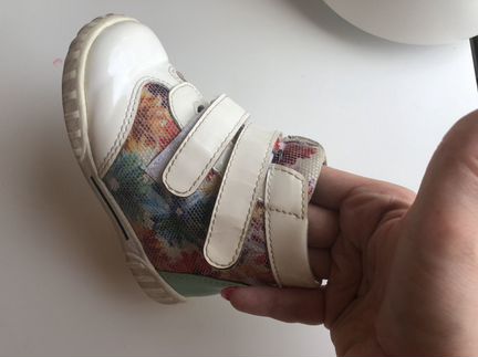 Ботиночки для девочки 14 см в отличном состоянии п